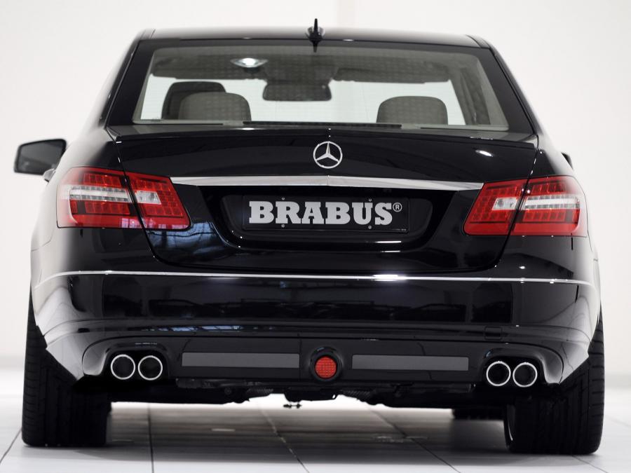  Mercedes-Benz E-Class by Brabus 2009 года  (фото 35 из 45)